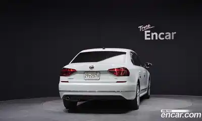 Volkswagen Passat 2018 2.0 гидро в Москве № 862342, миниатюра 4