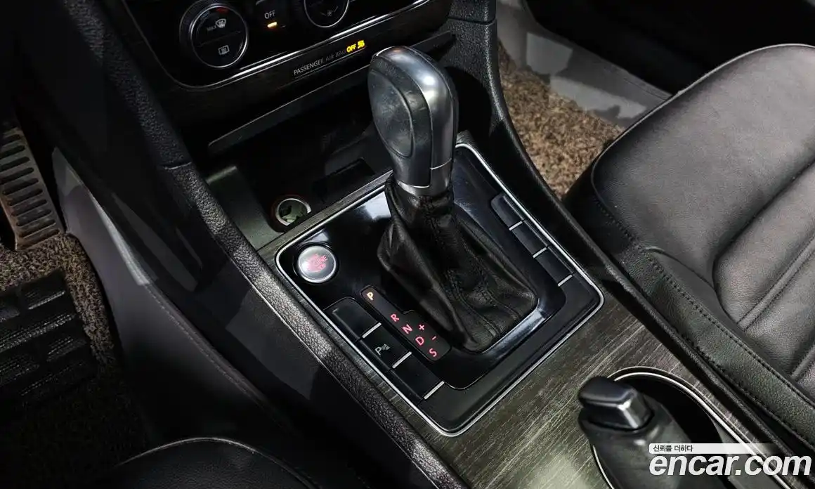 Volkswagen Passat 2018 2.0 гидро в Москве № 862342, фото 9