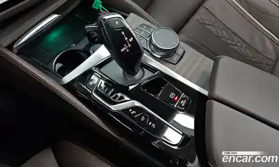 BMW 6-Series 2023 3.0 гидро в Москве № 891882, миниатюра 9