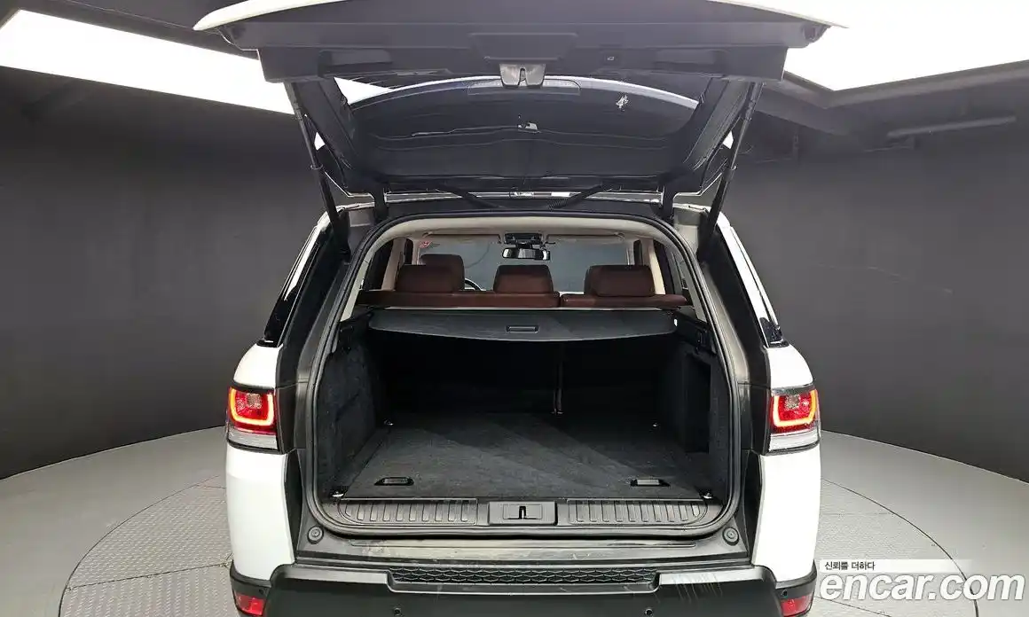 Land Rover Range-Rover Sport 2016 3.0 гидро в Москве № 895077, фото 20