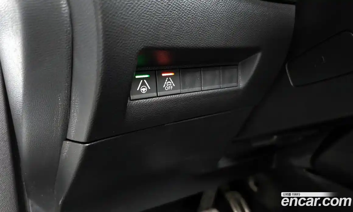 Peugeot 2008 2021 0.1 гидро в Москве № 897379, фото 17