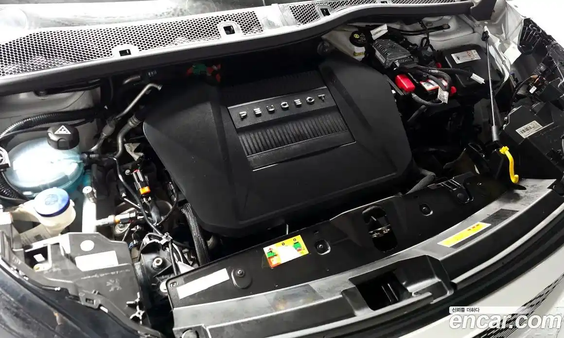 Peugeot 2008 2021 0.1 гидро в Москве № 897379, фото 6