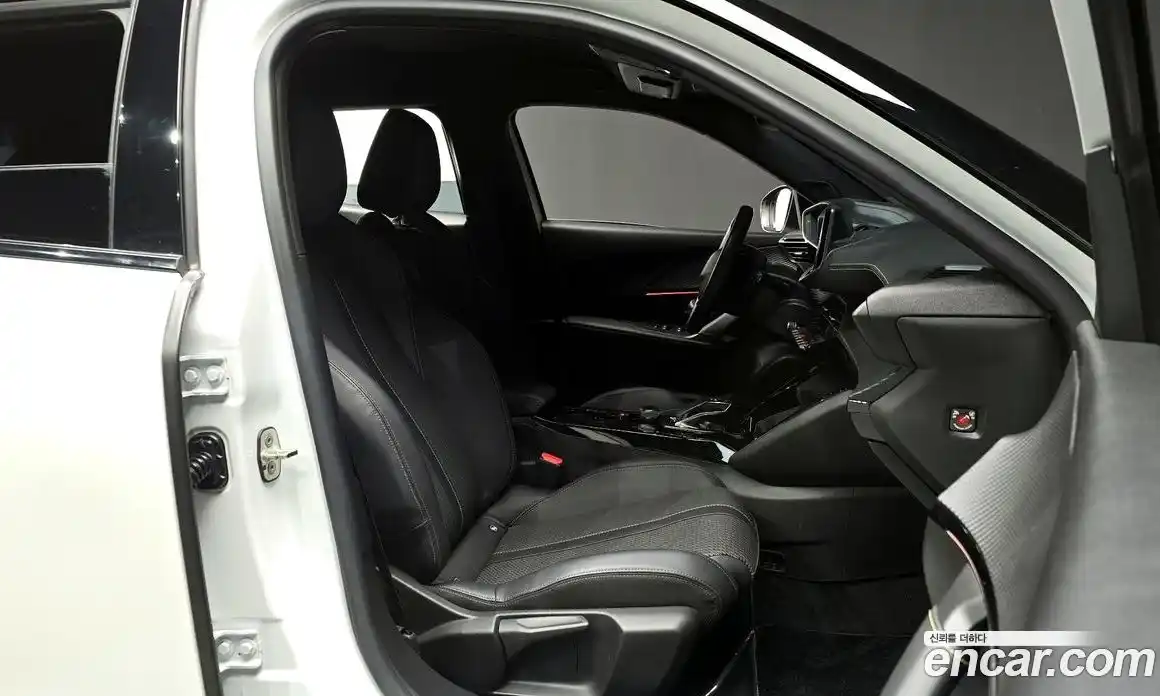 Peugeot 2008 2021 0.1 гидро в Москве № 897379, фото 10