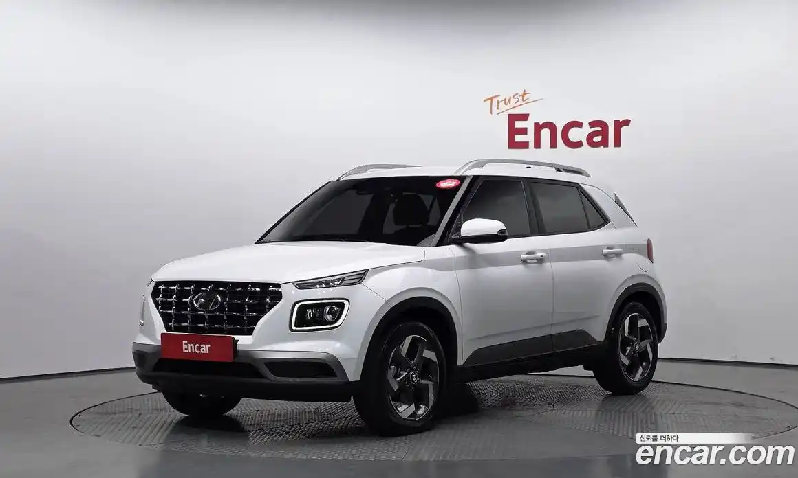 Hyundai Venue 2022 1.6 Автомат в Москве № 927585, фото 1