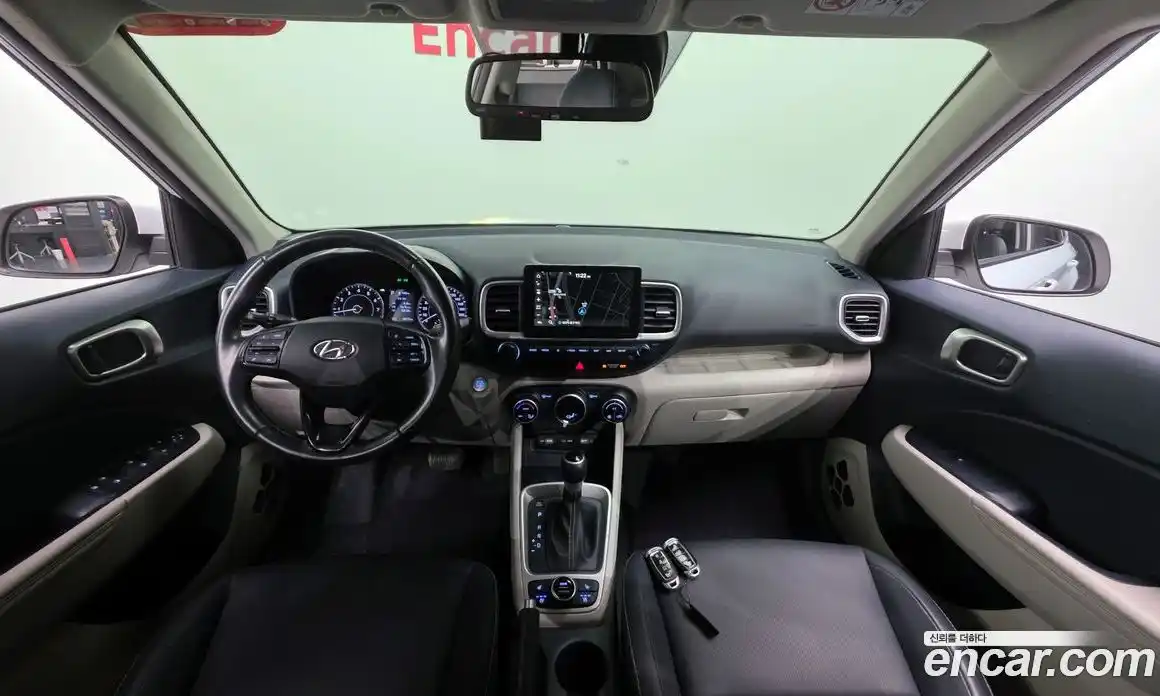 Hyundai Venue 2022 1.6 Автомат в Москве № 927585, фото 7