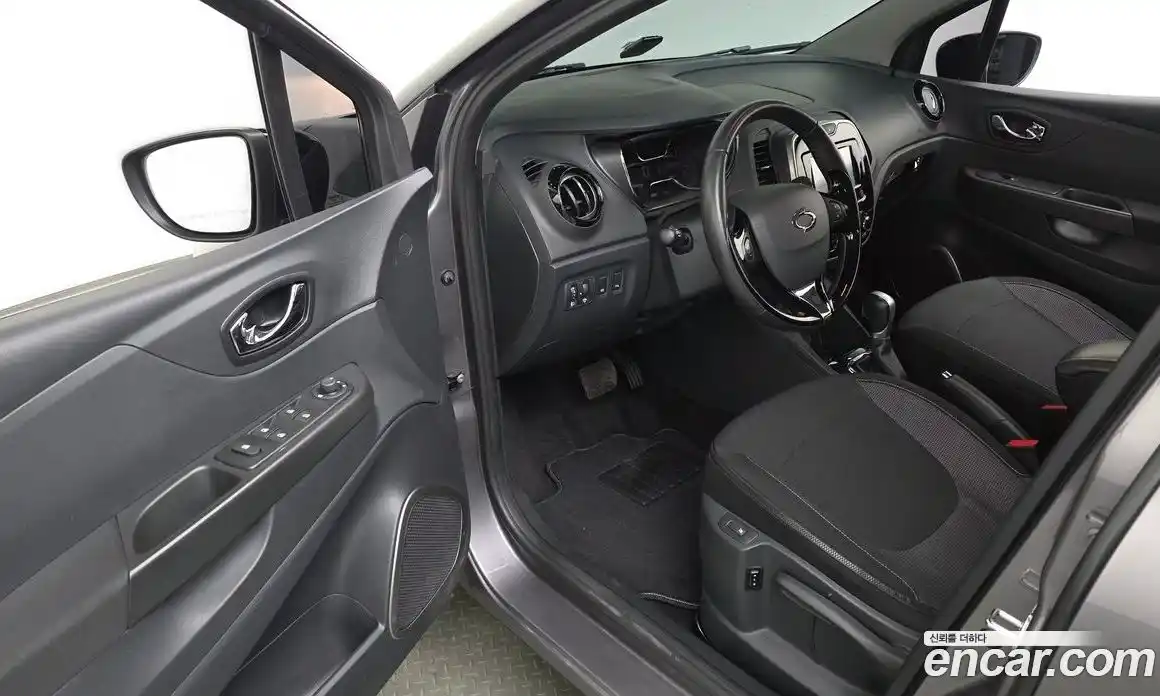 Renault QM3 2016 1.5 гидро в Москве, фото 9