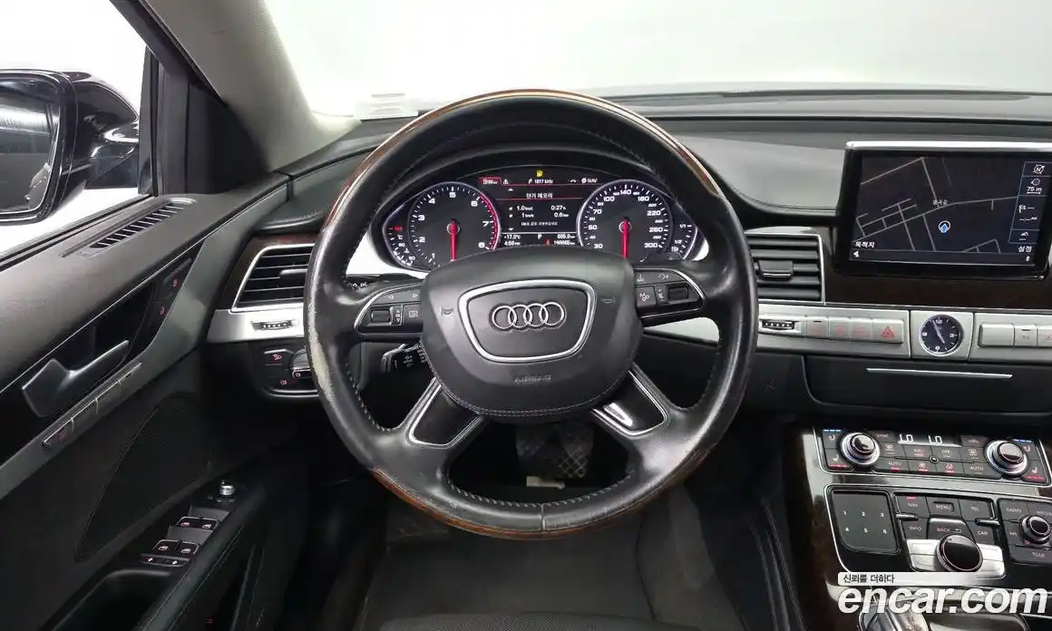 Audi A8 2013 4.0 гидро в Москве № 971067, фото 13