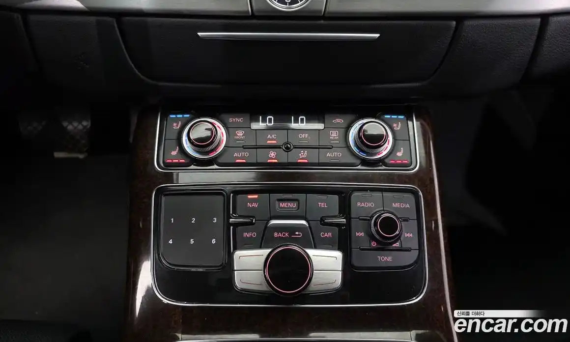 Audi A8 2013 4.0 гидро в Москве № 971067, фото 16