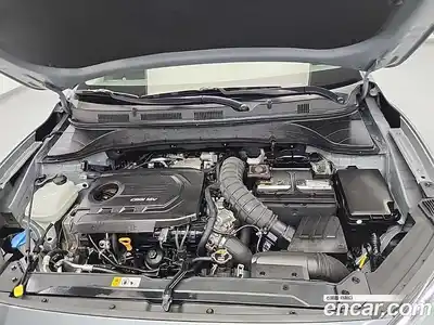 Hyundai Kona 2018 1.6 Автомат в Москве № 971838, миниатюра 5