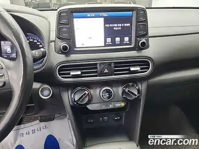 Hyundai Kona 2018 1.6 Автомат в Москве № 971838, миниатюра 10