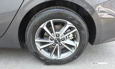 Kia K3 2022 1.6 Автомат в Москве № 972927, миниатюра 5