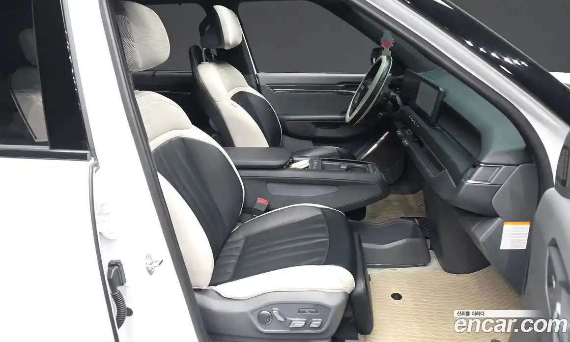 Kia EV9 2024 0.2 Автомат в Москве № 972955, фото 11