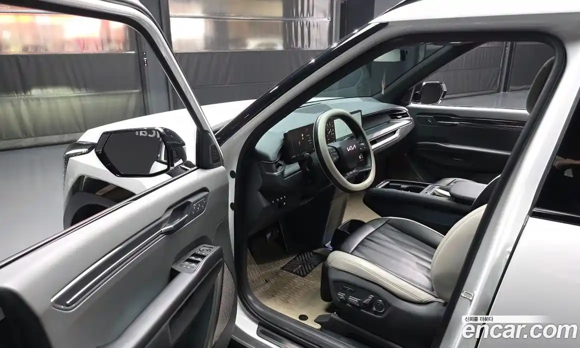 Kia EV9 2024 0.2 Автомат в Москве № 972955, фото 10