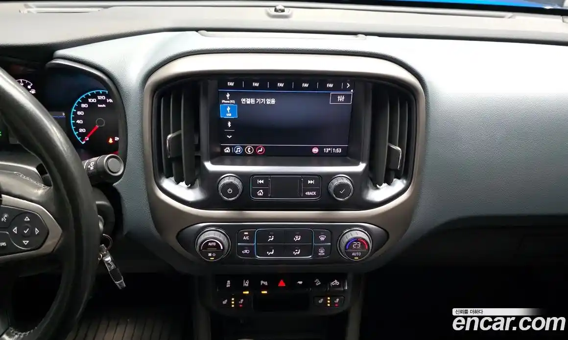 Chevrolet Colorado 2022 3.6 Автомат в Москве № 974248, фото 14