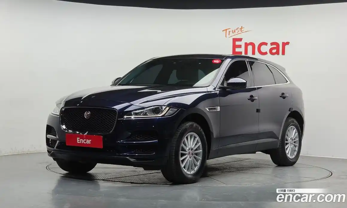 Jaguar F-Pace 2018 2.0 гидро в Москве № 976519, фото 1