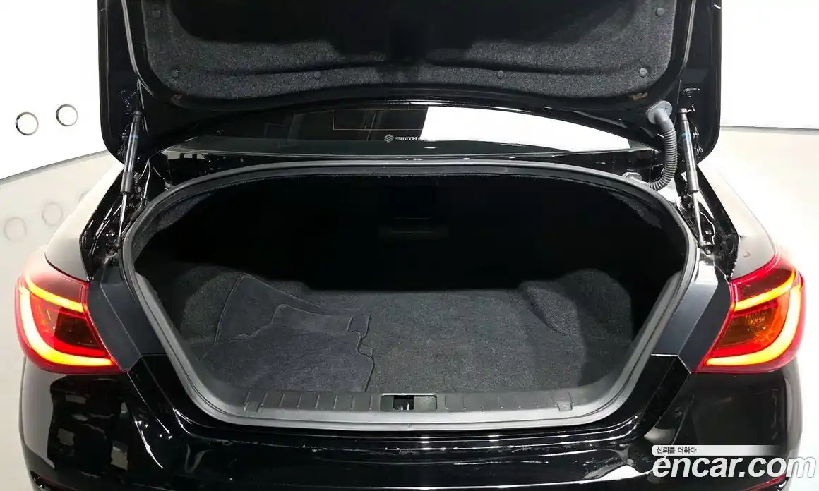 Infiniti Q70 2019 3.7 гидро в Москве № 976614, фото 20