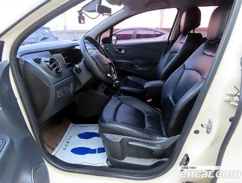 Renault QM3 2015 1.5 Автомат в Москве № 1000614, фото 5