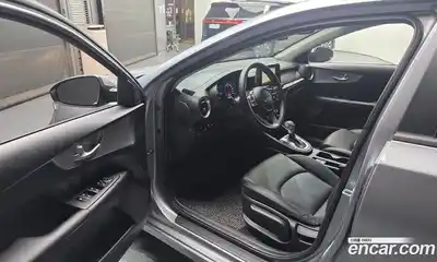 Kia K3 2022 1.6 Автомат в Москве № 1002687, миниатюра 10