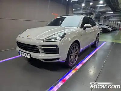 Porsche Cayenne, 2023