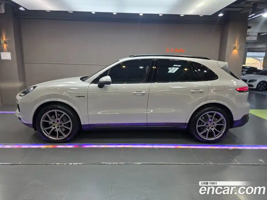 Porsche Cayenne 2023 3.0 гидро в Москве № 1003337, фото 17