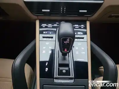 Porsche Cayenne 2023 3.0 гидро в Москве № 1003337, миниатюра 9