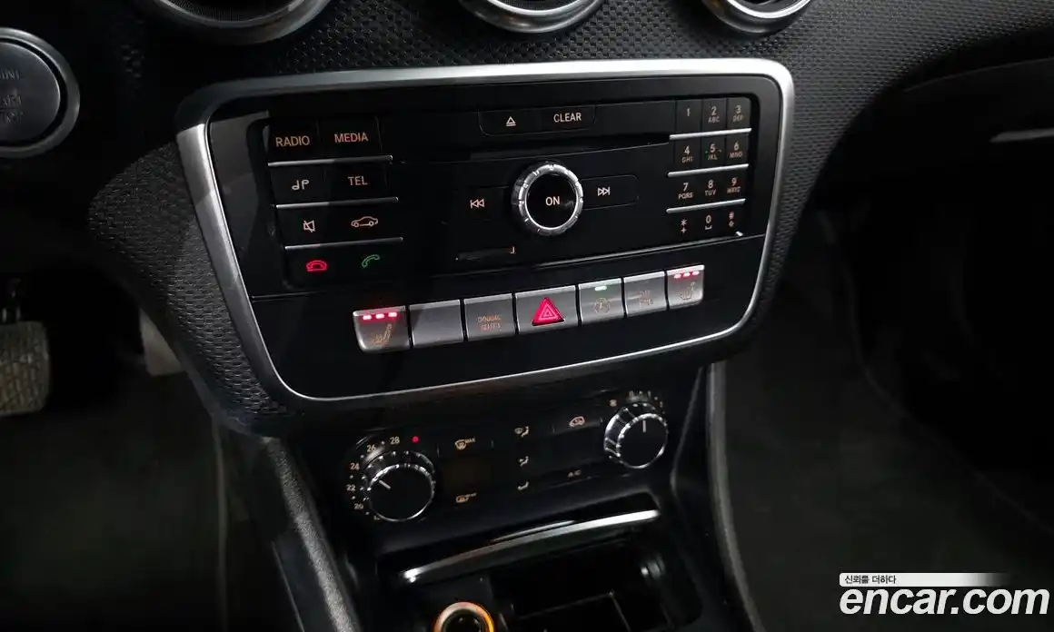 Mercedes-Benz A-Class 2018 1.6 гидро в Москве № 1005218, фото 17