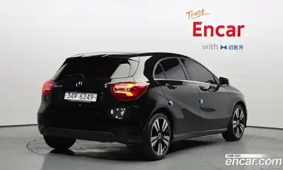 Mercedes-Benz A-Class 2018 1.6 гидро в Москве № 1005218, миниатюра 2