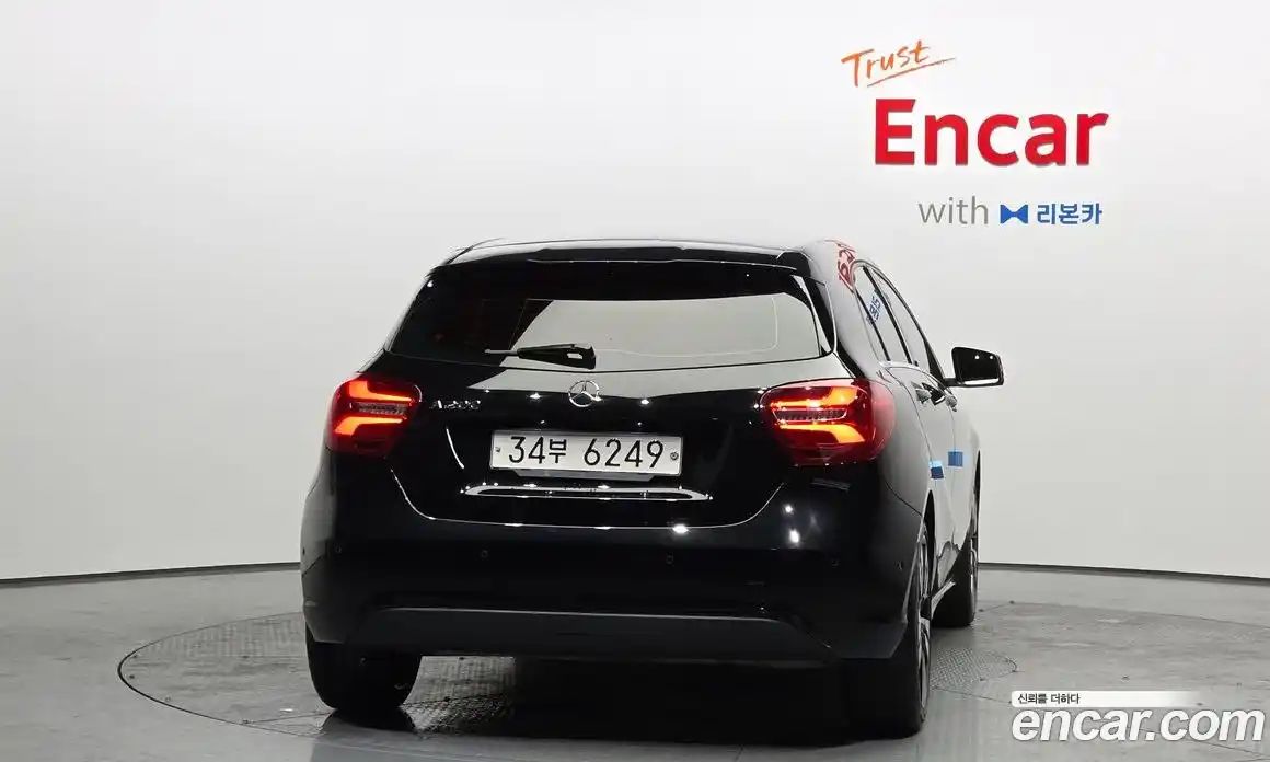 Mercedes-Benz A-Class 2018 1.6 гидро в Москве № 1005218, фото 4