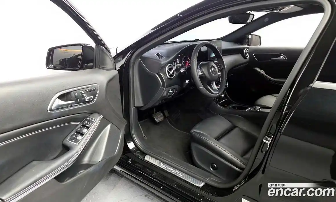 Mercedes-Benz A-Class 2018 1.6 гидро в Москве № 1005218, фото 10