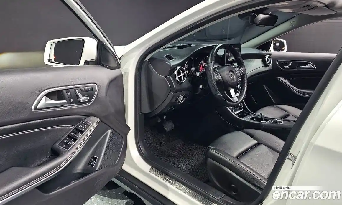 Mercedes-Benz GLA-Class 2019 2.0 гидро в Москве № 1005391, фото 12