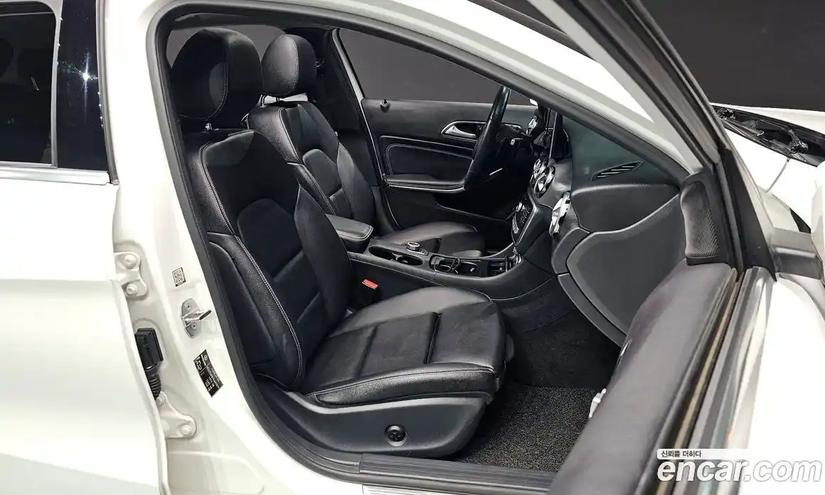 Mercedes-Benz GLA-Class 2019 2.0 гидро в Москве № 1005391, фото 10
