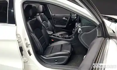 Mercedes-Benz GLA-Class 2019 2.0 гидро в Москве № 1005391, миниатюра 10