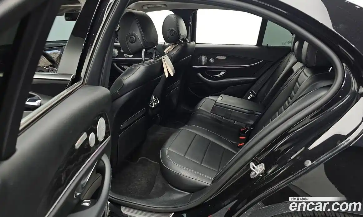 Mercedes-Benz E-Class 2018 2.0 гидро в Москве № 1006115, фото 11