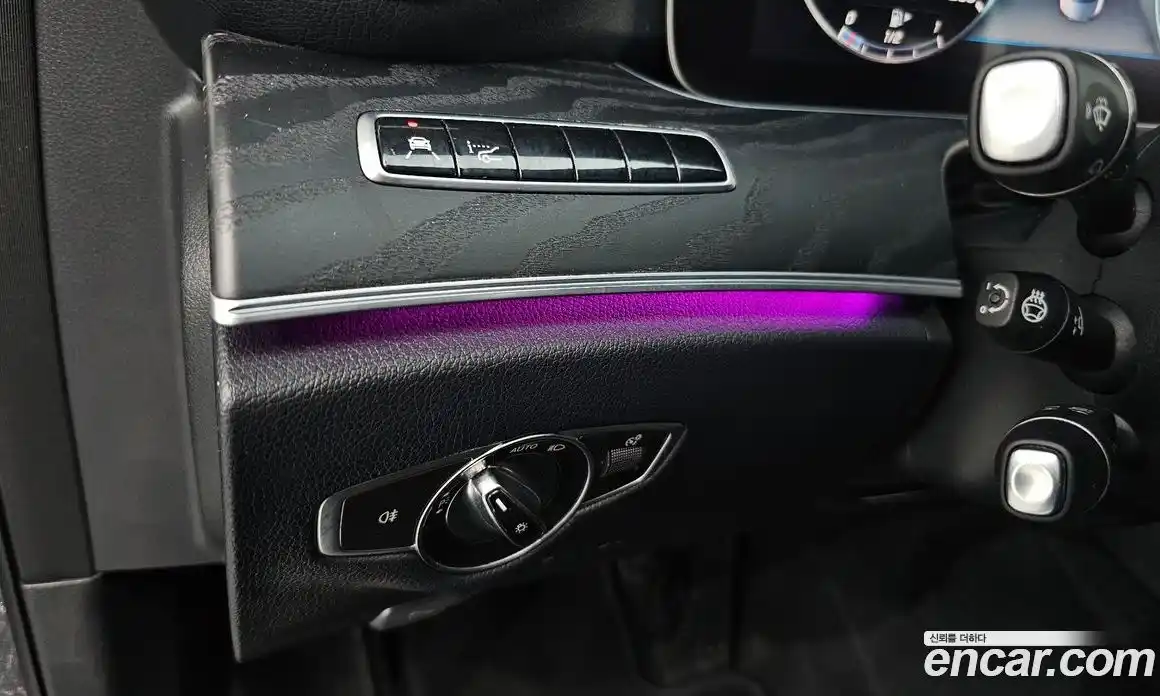 Mercedes-Benz E-Class 2018 2.0 гидро в Москве № 1006115, фото 14