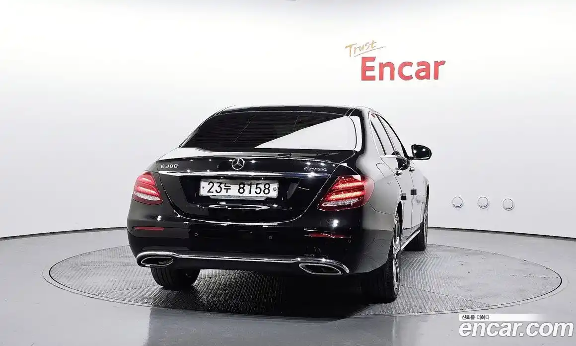 Mercedes-Benz E-Class 2018 2.0 гидро в Москве № 1006115, фото 4