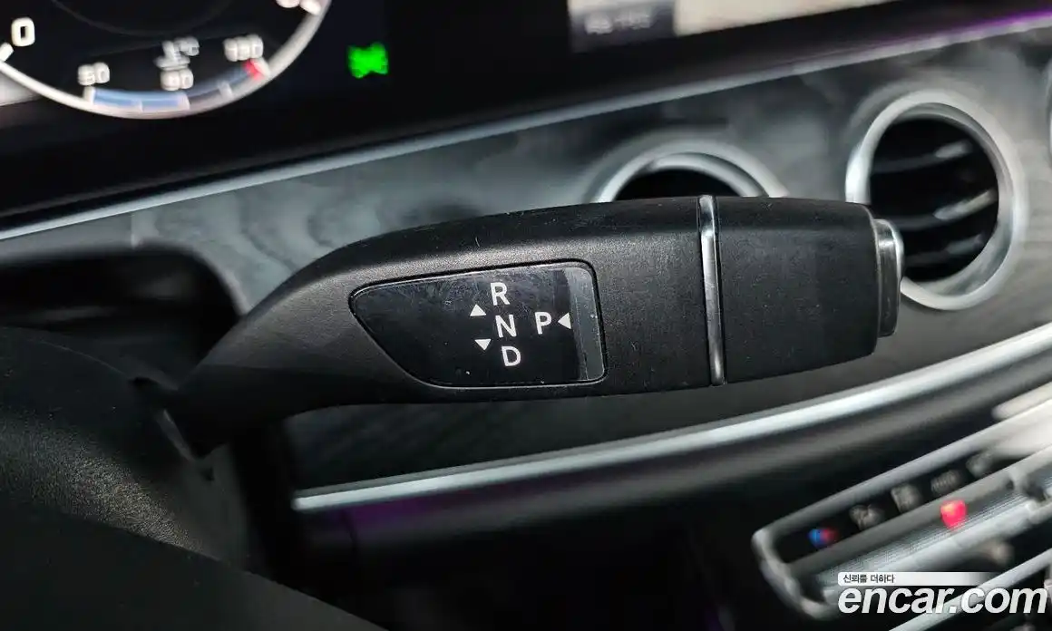 Mercedes-Benz E-Class 2018 2.0 гидро в Москве № 1006115, фото 9