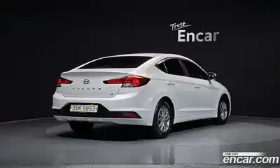 Hyundai Avante 2018 1.6 Автомат в Москве № 1008252, миниатюра 2