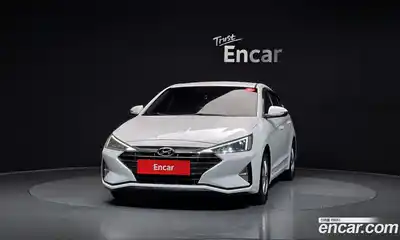 Hyundai Avante 2018 1.6 Автомат в Москве № 1008252, миниатюра 3