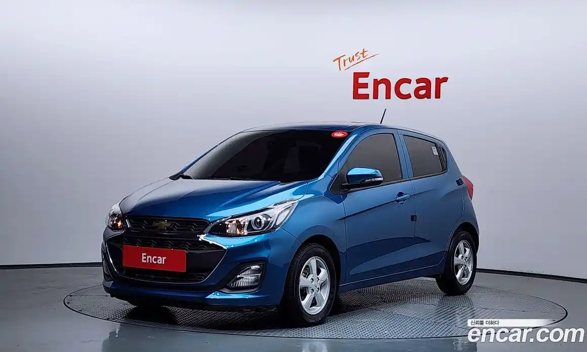 Chevrolet Spark 2018 1.0 Автомат в Москве № 1011649, фото 1