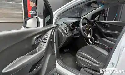 Chevrolet Trax 2017 1.6 Автомат в Москве № 1012535, миниатюра 11
