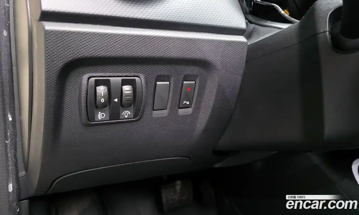 Renault QM3 2014 1.5 Автомат в Москве № 1013322, фото 15