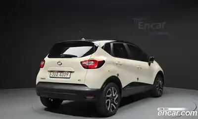 Renault QM3 2014 1.5 Автомат в Москве № 1013322, миниатюра 2