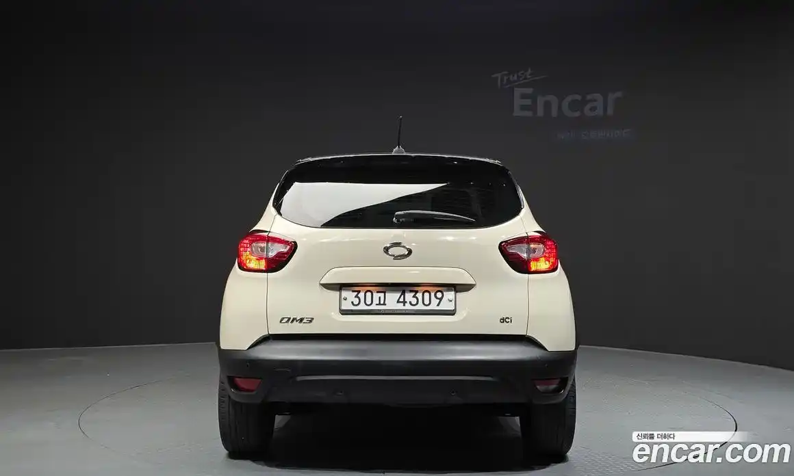 Renault QM3 2014 1.5 Автомат в Москве № 1013322, фото 4