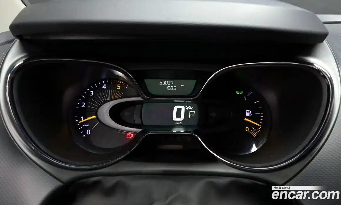 Renault QM3 2014 1.5 Автомат в Москве № 1013322, фото 8