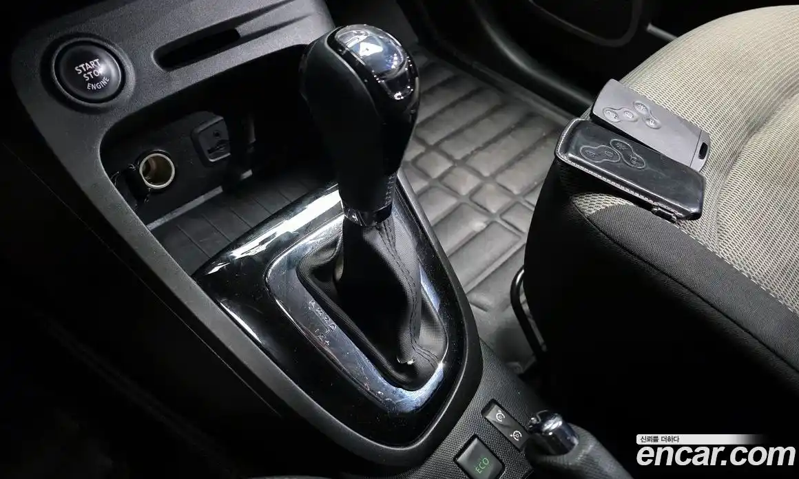 Renault QM3 2014 1.5 Автомат в Москве № 1013322, фото 9