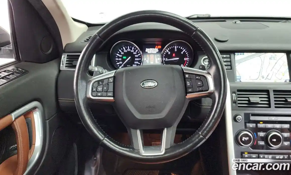 Land Rover Discovery Sport 2015 2.0 гидро в Москве № 1013478, фото 12