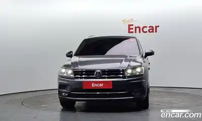 Volkswagen Tiguan 2020 2.0 гидро в Москве № 1014579, миниатюра 3