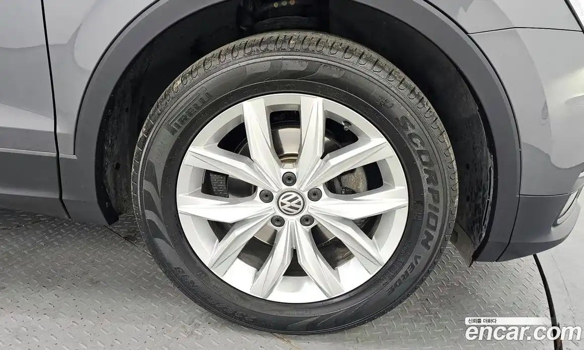 Volkswagen Tiguan 2020 2.0 гидро в Москве № 1014579, фото 5