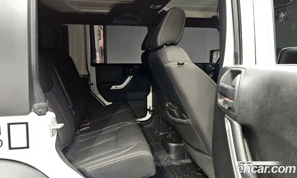 Jeep Wrangler 2014 2.8 гидро в Москве № 1015050, фото 11