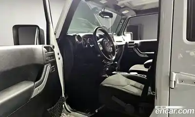 Jeep Wrangler 2014 2.8 гидро в Москве № 1015050, миниатюра 12
